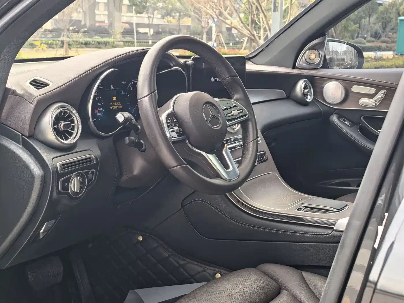 Mercedes-Benz GLC 2022 Facelift GLC 300 L 4MATIC Dynamic фото 4