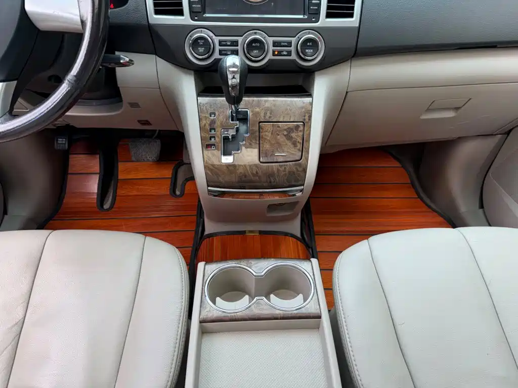 Mazda 8 2012 2011 Model 2.3L Premium Edition