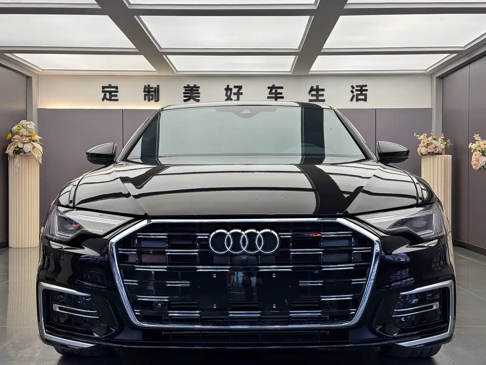 Фото 2 - Audi A6L