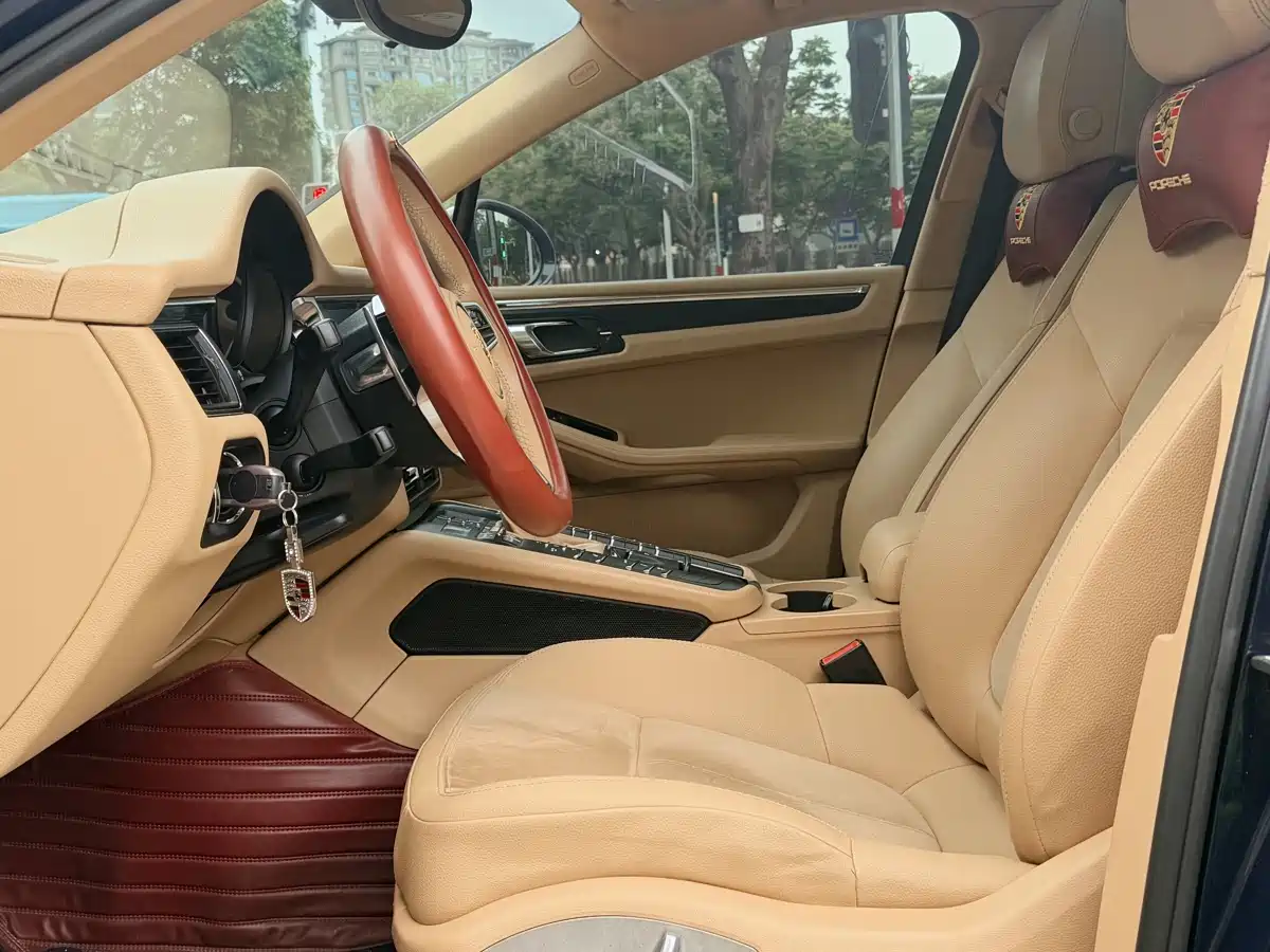 Porsche Macan 2015 2014 Macan 2.0T