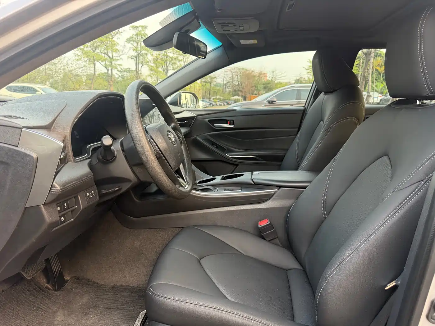 Toyota Avalon 2022 2.0L Progressive Edition фото 4