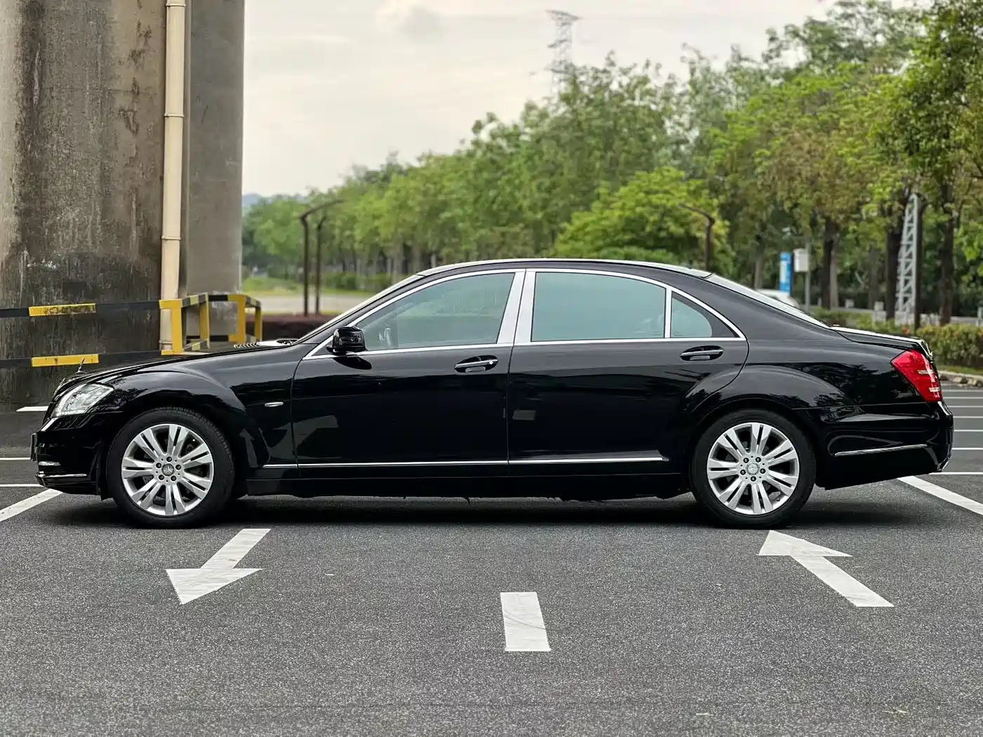 Фото 5 - Mercedes-Benz S-Class
