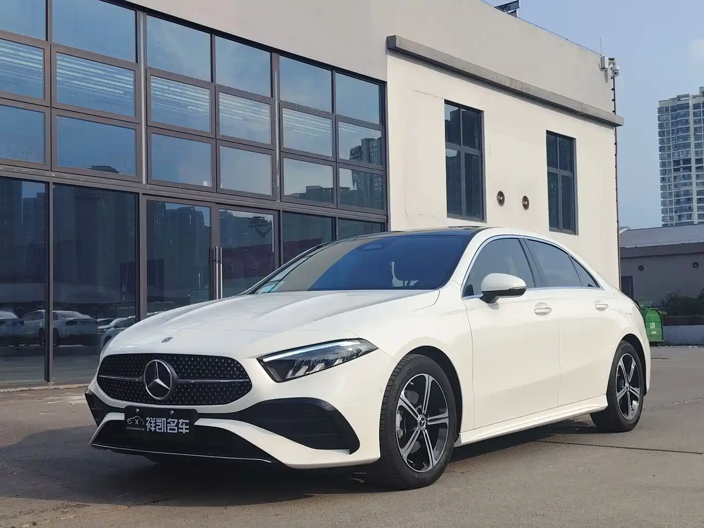 Mercedes-Benz A-Class 2024 A 200 L Fashion Edition
