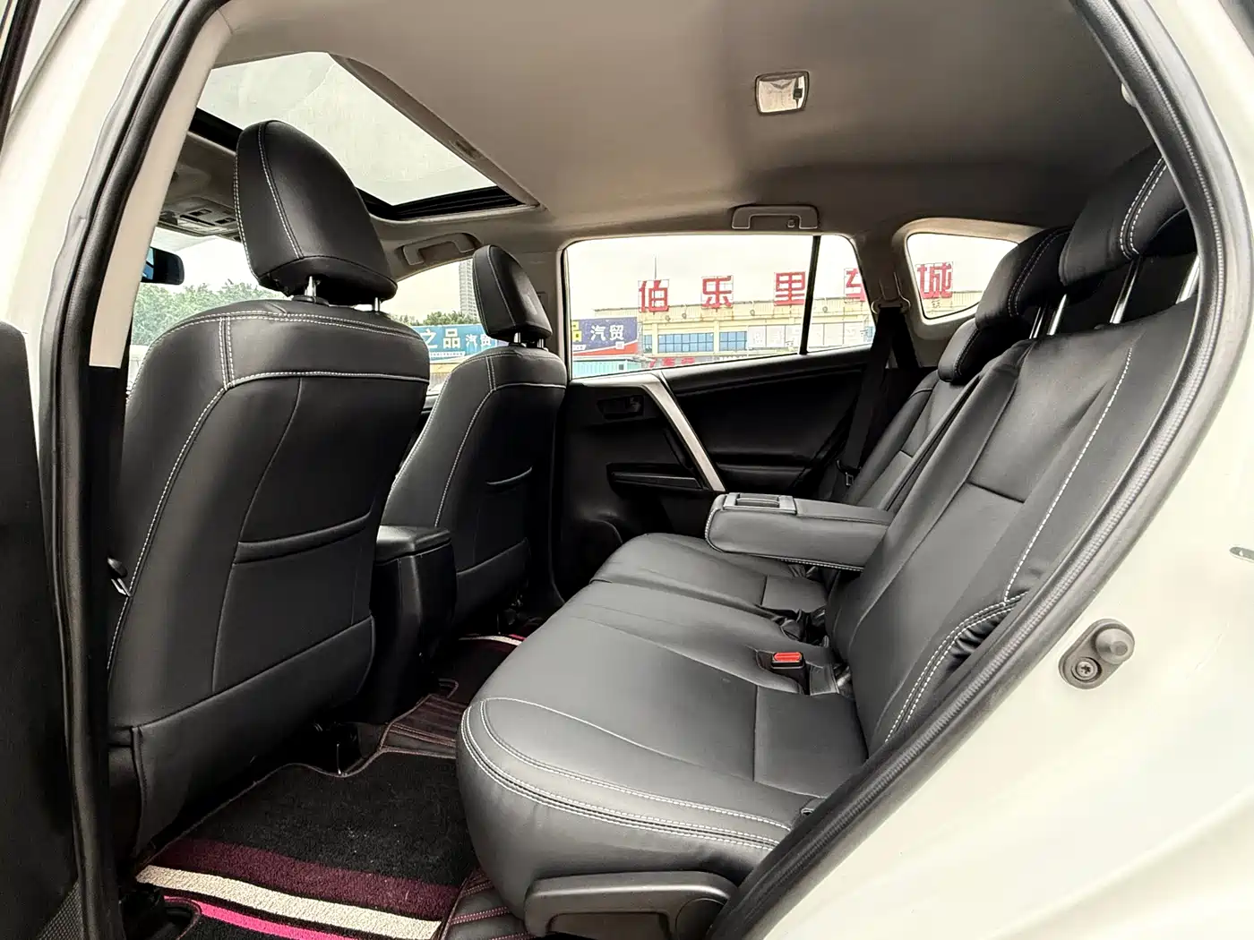Toyota RAV4 Rongfang 2019 2.0L CVT 2WD Trend Edition China VI фото 9