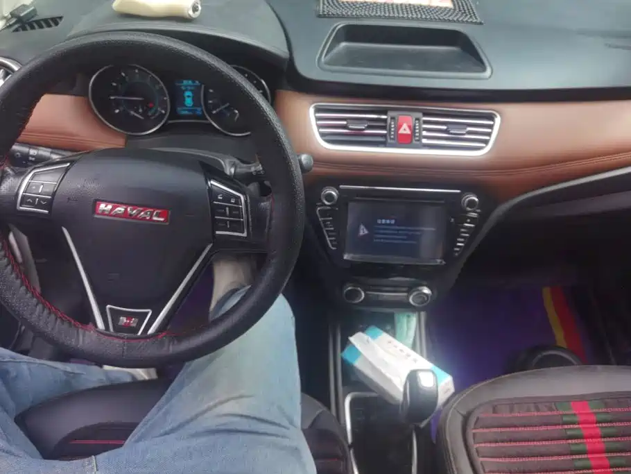 Haval H1 2015 2015 1.5L AMT Luxury