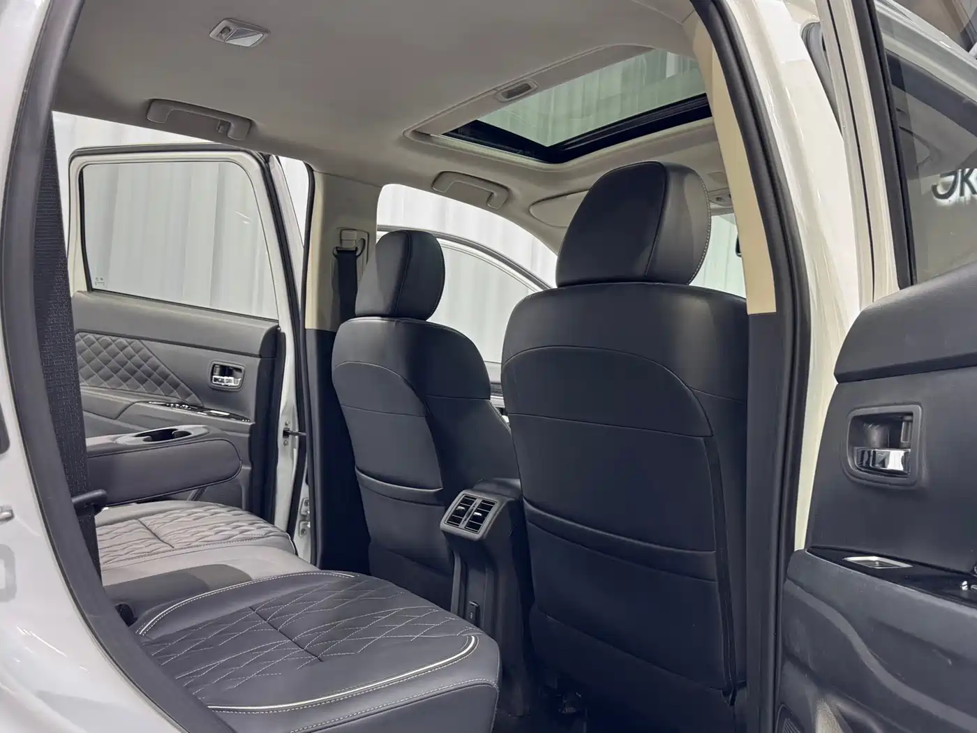 Mitsubishi Outlander 2021 2.0L FWD Comfort Edition 5-seater фото 15