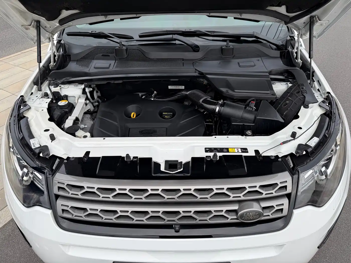 Land Rover Discovery Sport 2017 2.0T SE фото 20