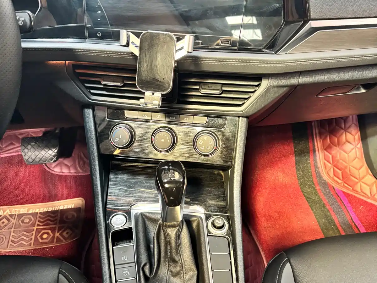Volkswagen Sagitar, миниатюра 10