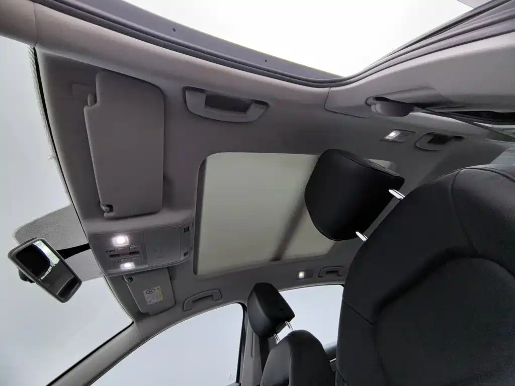 Volkswagen Sagitar, миниатюра 14