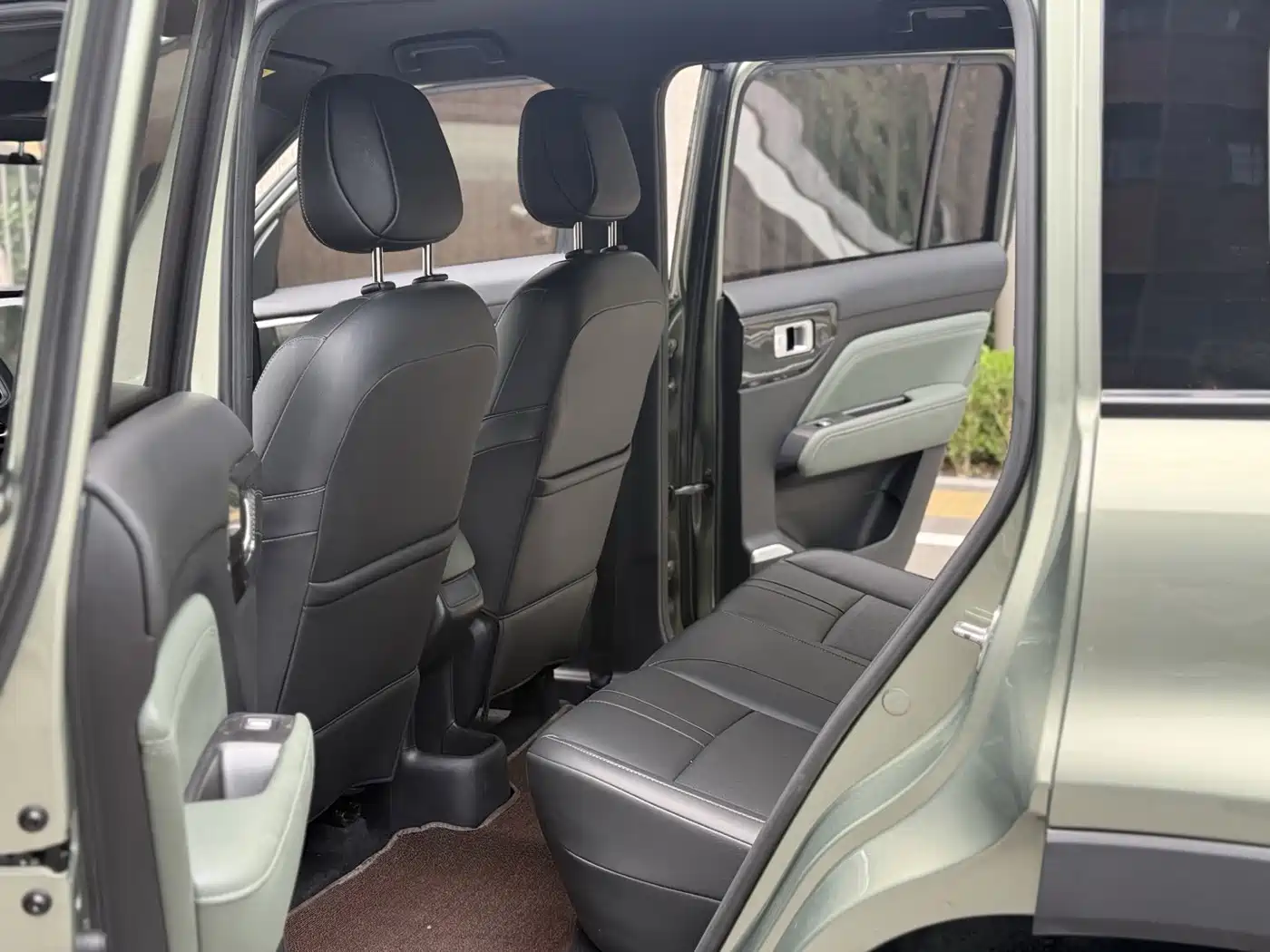 Baojun Yueye Plus 2024 2024 Smart Premium 4-Seater
