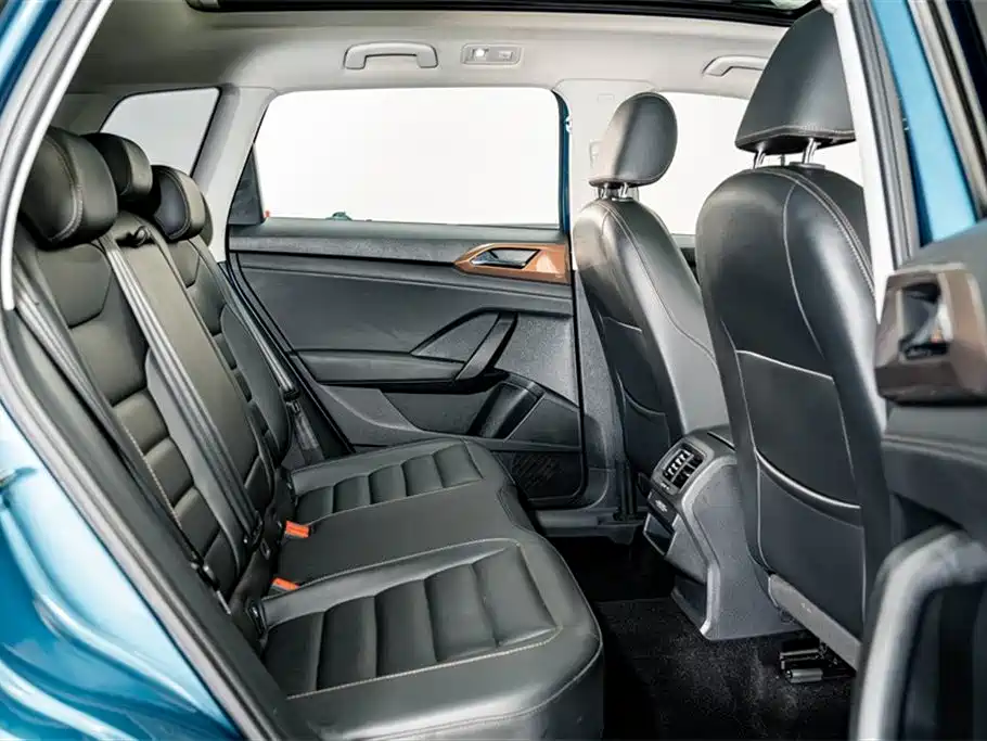 Volkswagen Tharu 2020 280TSI 2WD Comfort Edition China VI фото 20