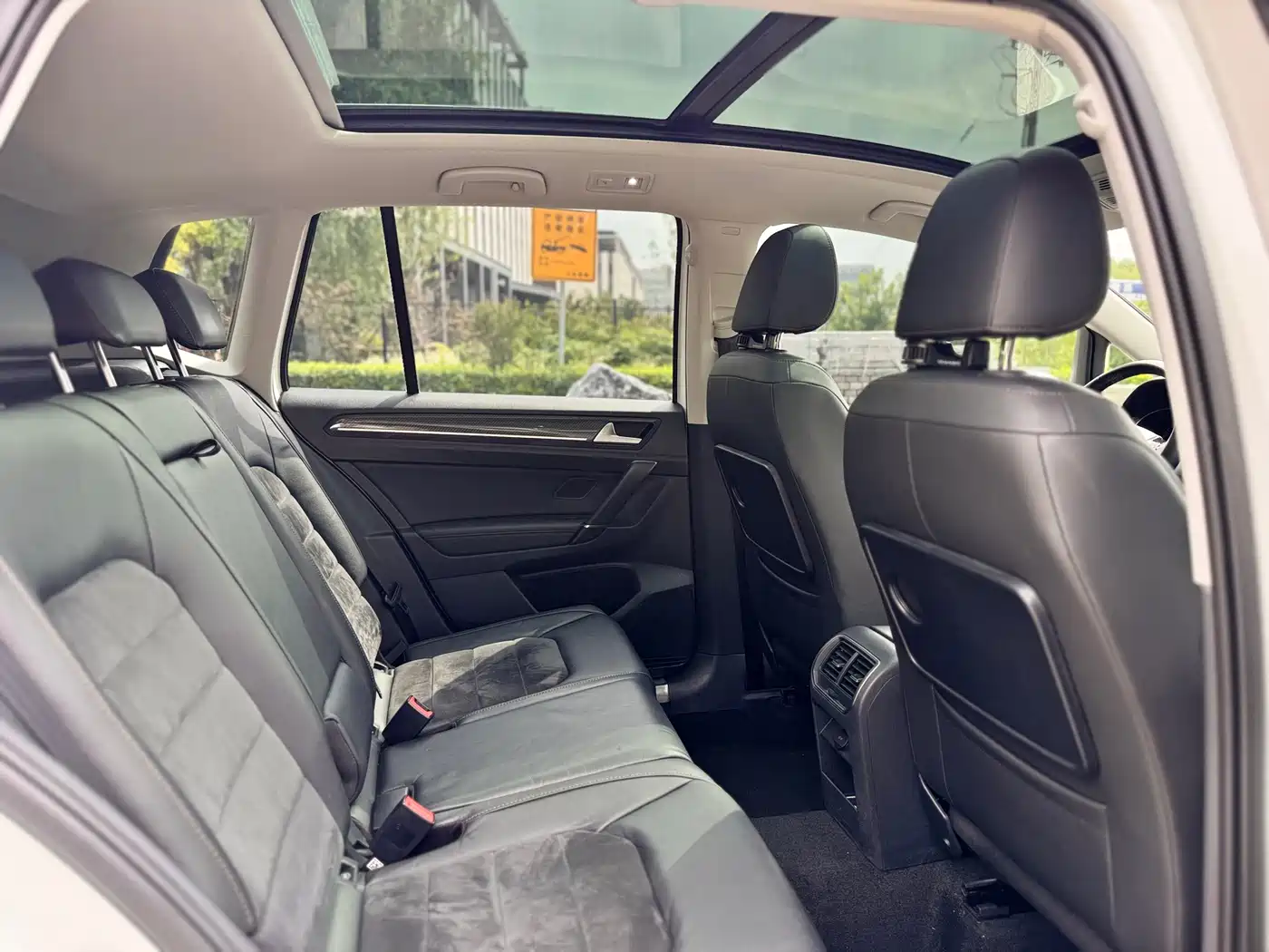 Volkswagen Golf Sportsvan 2018 280TSI Automatic Luxury фото 20