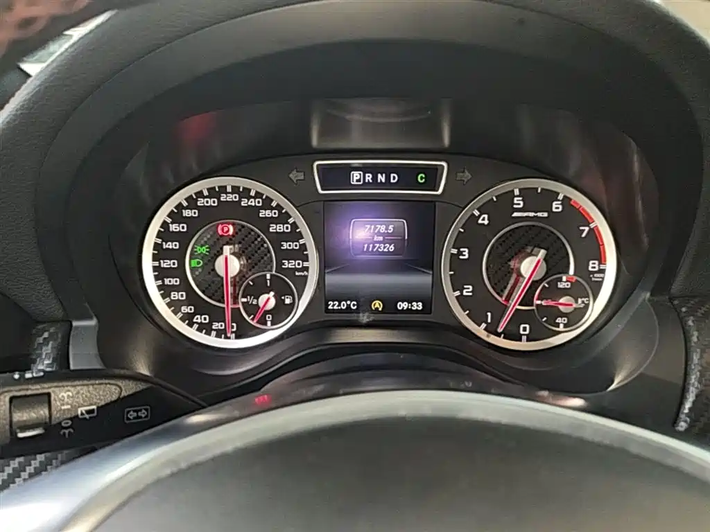 Mercedes-Benz A-Class AMG (Import) 2014 AMG A 45 4MATIC фото 12