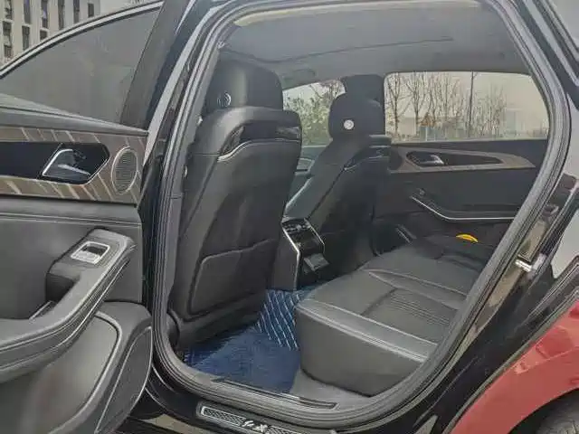 Hongqi H9 2020 2.0T Smart Connection Qi Xiang Edition фото 4