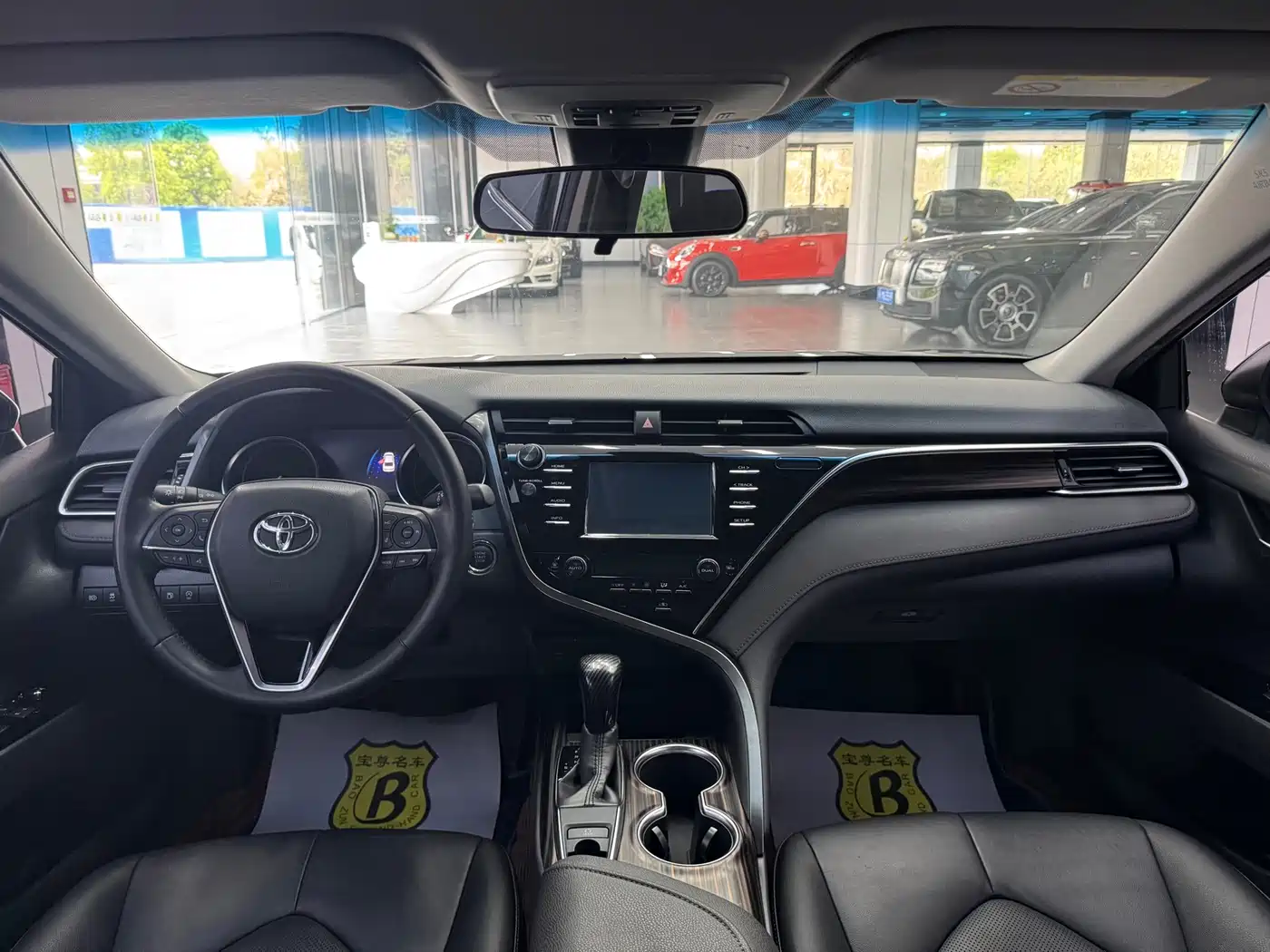 Toyota Camry 2018 2.0G Luxury Edition фото 10