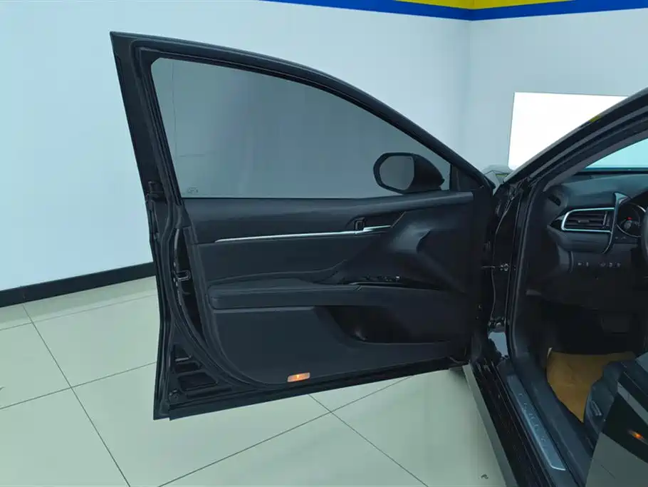Toyota Camry 2021 2.0G Luxury Edition фото 7