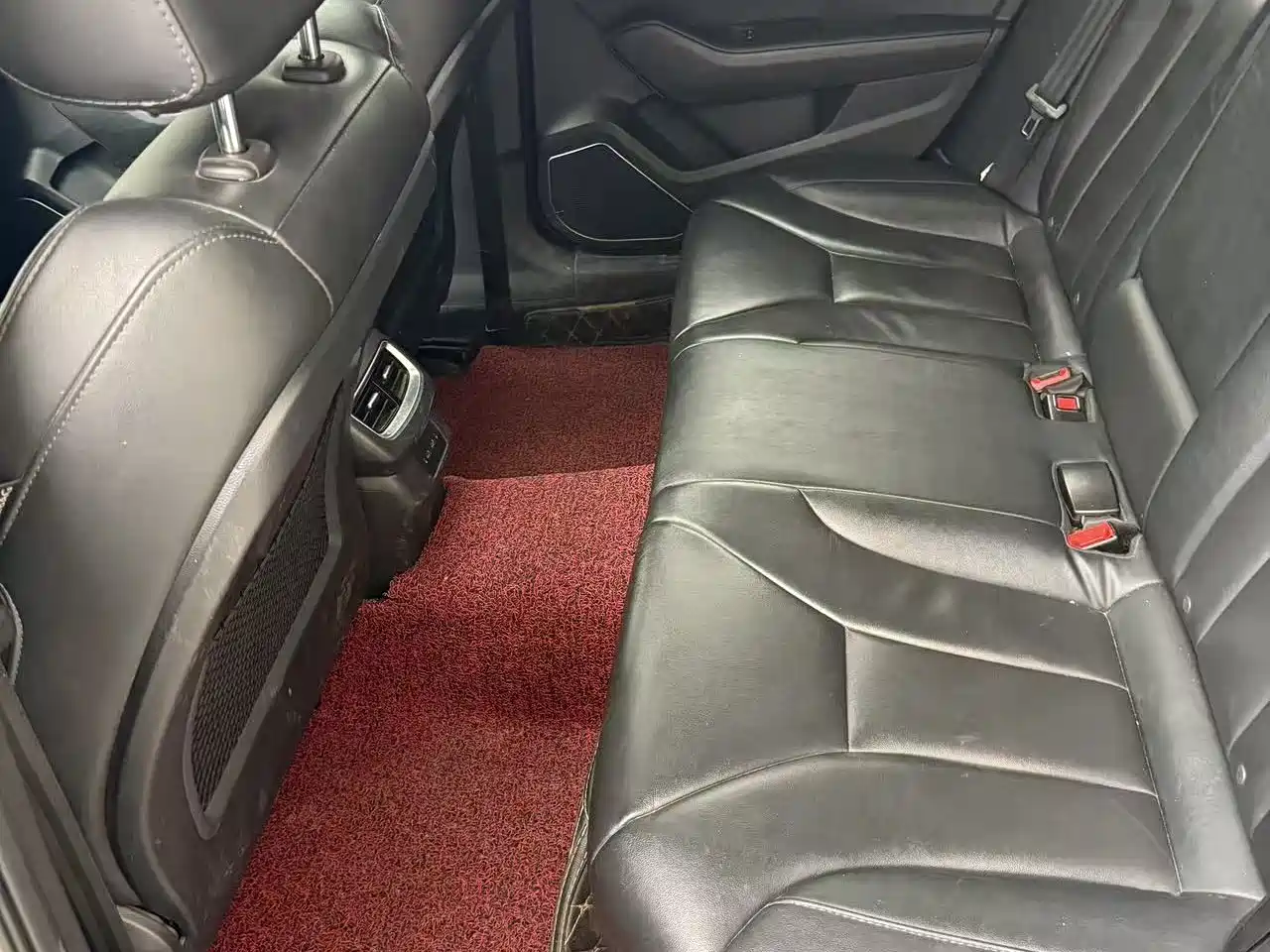 Hongqi H5 2020 1.8T Automatic Smart Connection Qi Rhythm Edition фото 9