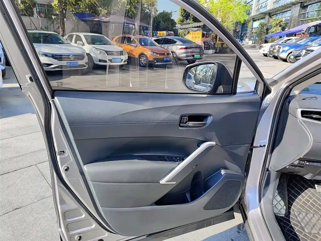 TOYOTA COROLLA SHARP AMPLIFIER