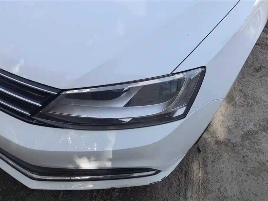 Volkswagen Sagitar 2018 1.6L Automatic Comfort фото 5