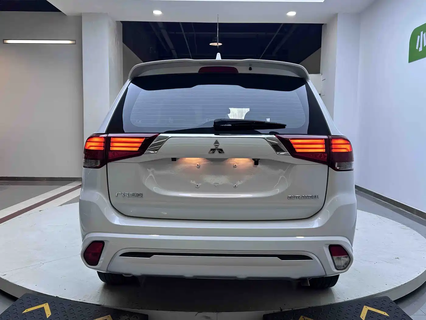 Mitsubishi Outlander 2023 2021 2.0L FWD Comfort Edition 5-seater