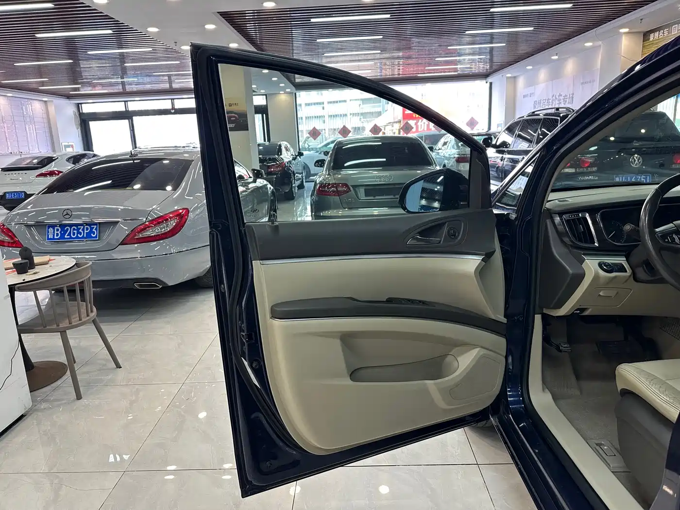 Buick GL8 2011 3.0L GT Luxury Business Elegance Edition фото 19