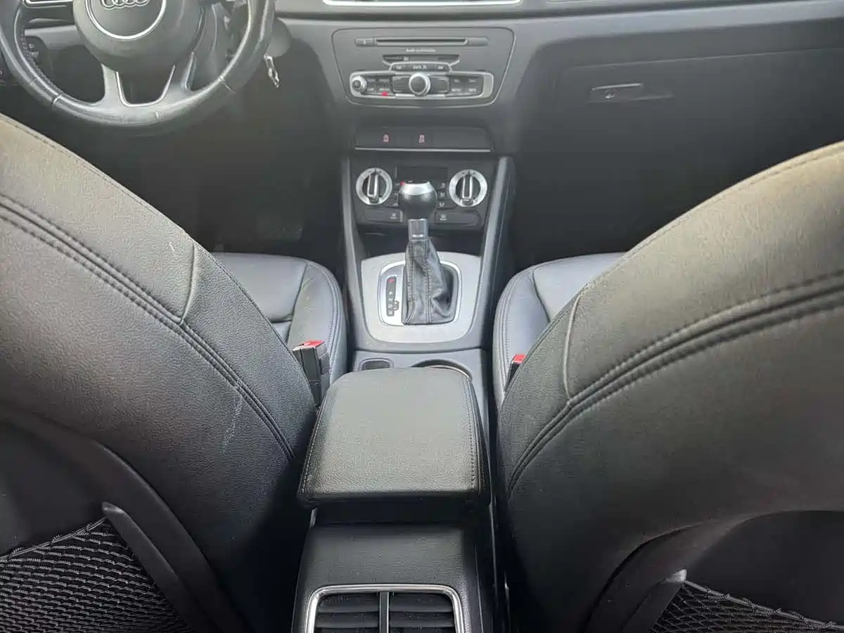 Audi Q3 2015 30 TFSI Progressive фото 13