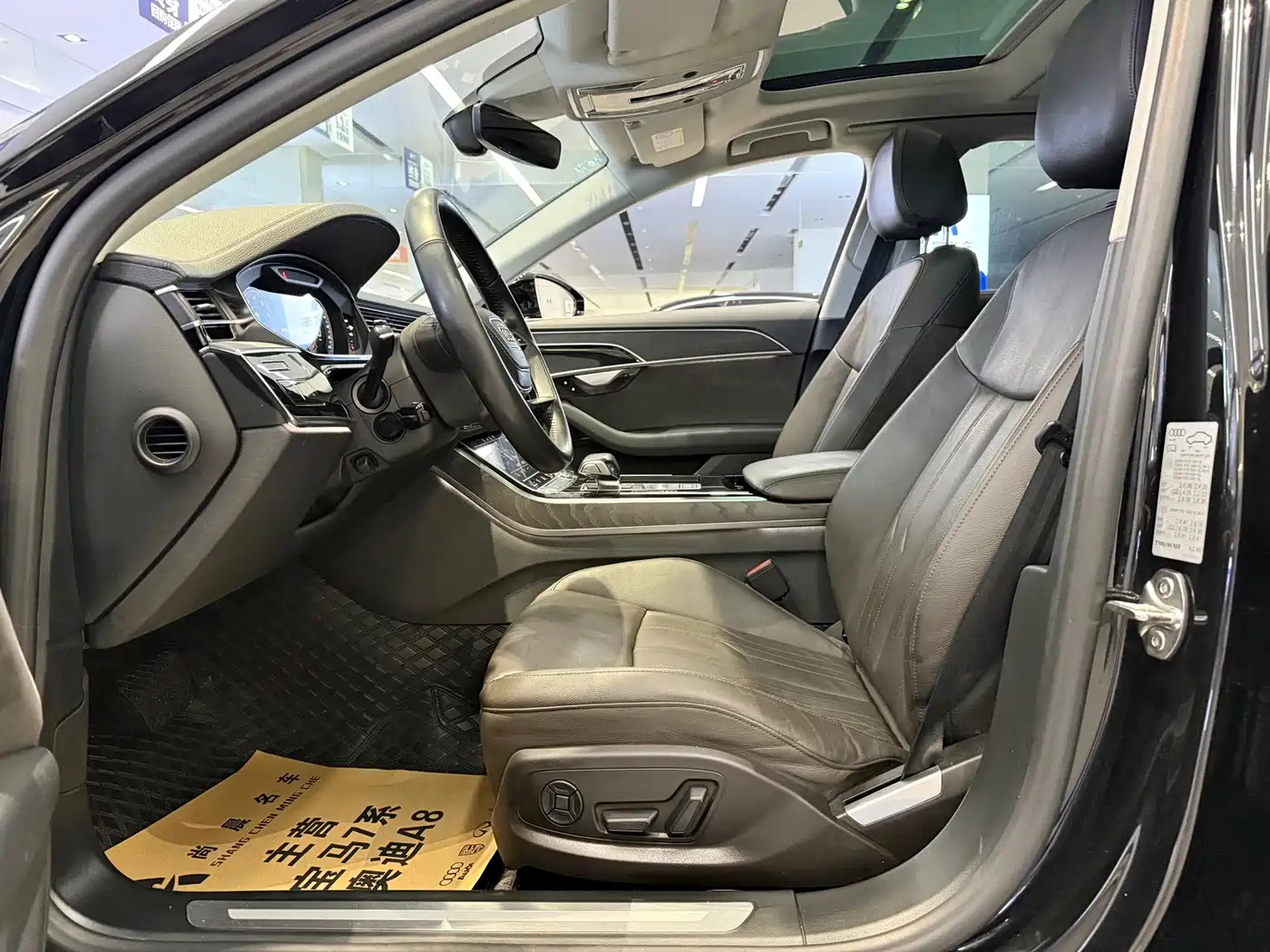 Audi A8 2018 A8L 55 TFSI quattro Launch Elite фото 3