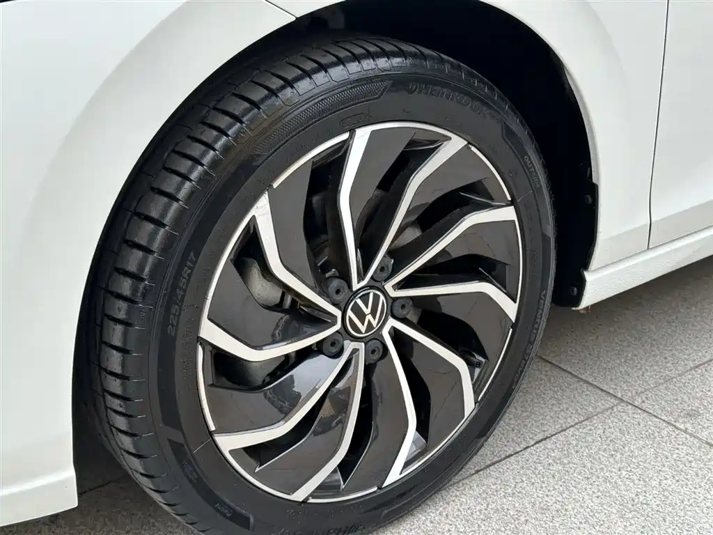 Volkswagen Golf 2021 280TSI DSG Pro фото 9