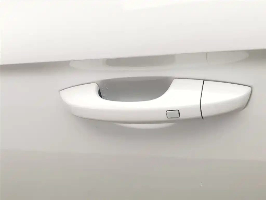 GEELY AUTOMOBILE EMGRAND