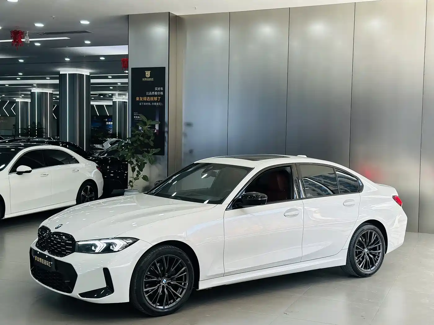 BMW 3 Series 2023 325i M Sport Black Night Package
