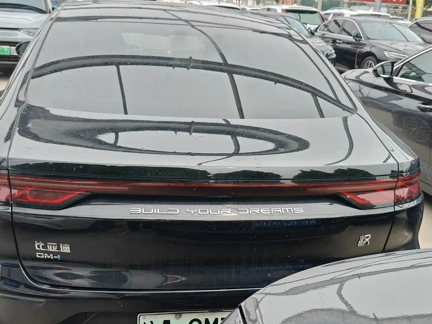 BYD Han 2022 DM-i 121KM Premium фото 9