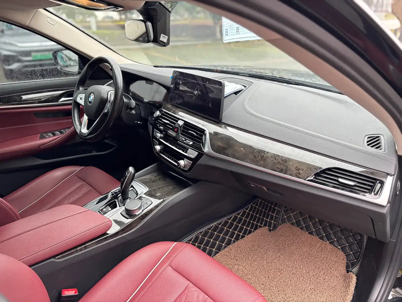 BMW 5 Series 2021 525Li M Sport Package фото 17