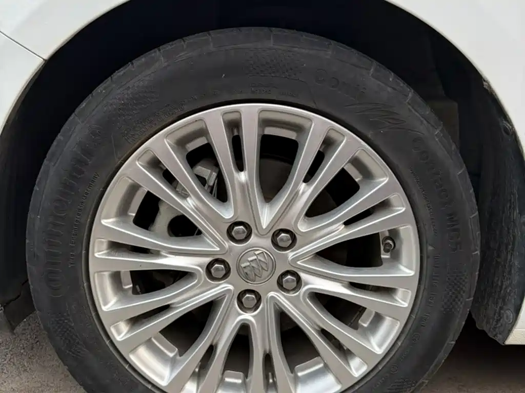 Фото 16 - Buick Excelle