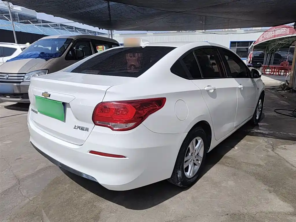 Chevrolet Cavalier 2016 1.5L Manual Enjoyment Edition фото 7