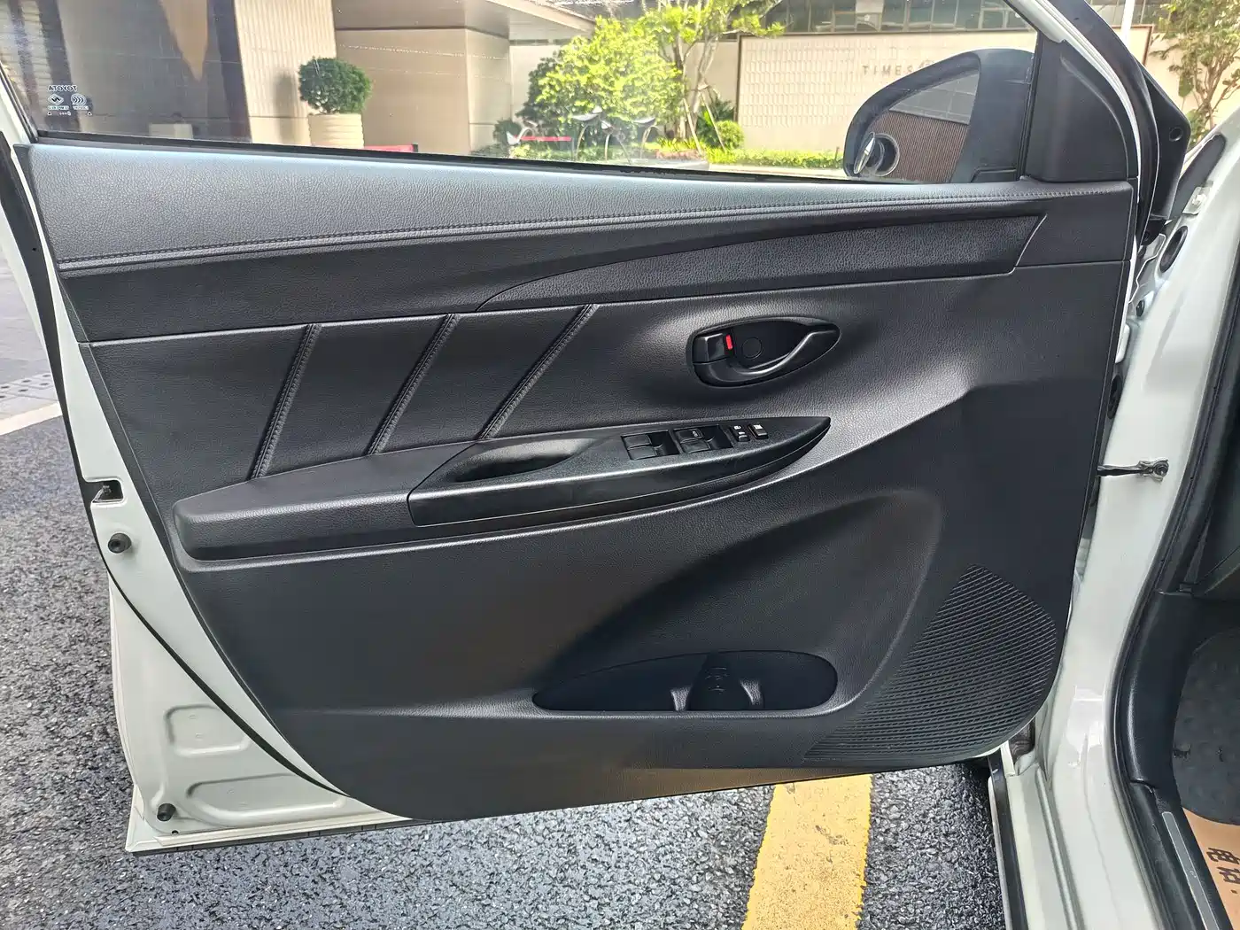 Toyota YARiS L Zhi Xuan 2020 Zhi Xuan X 1.5L CVT Leading фото 12