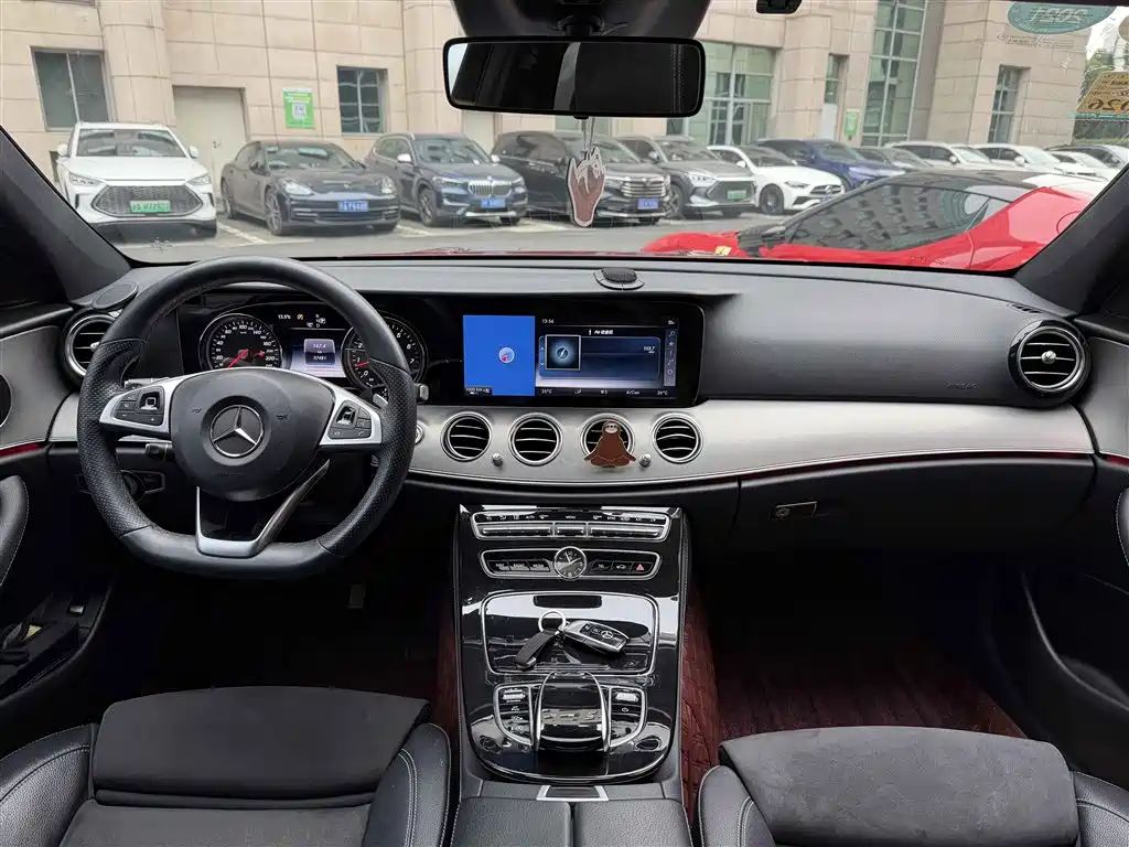 Mercedes-Benz E-Class 2017 E 200 Sport 4MATIC фото 16