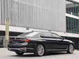 Фото 9 - BMW 7 Series