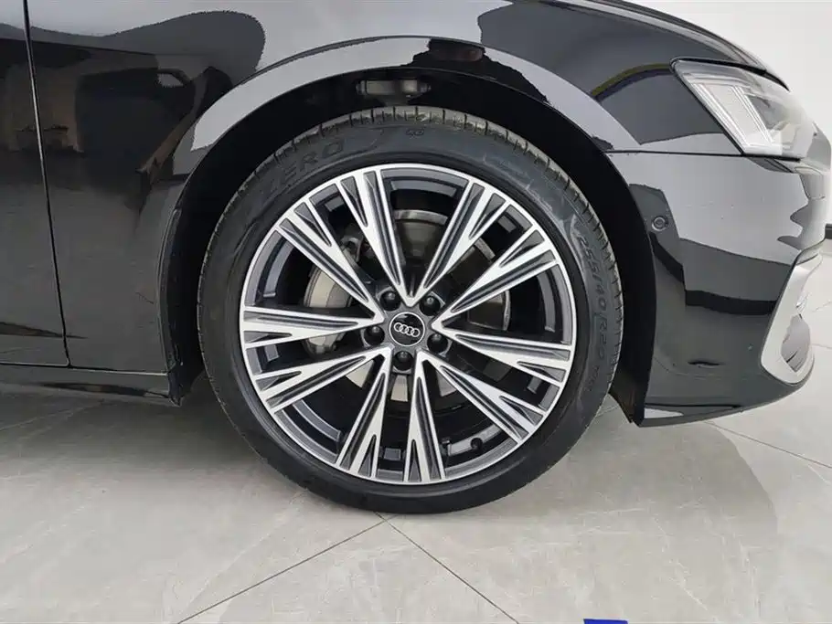 Audi A6L 2023 Facelift 45 TFSI quattro Premium Dynamic фото 6