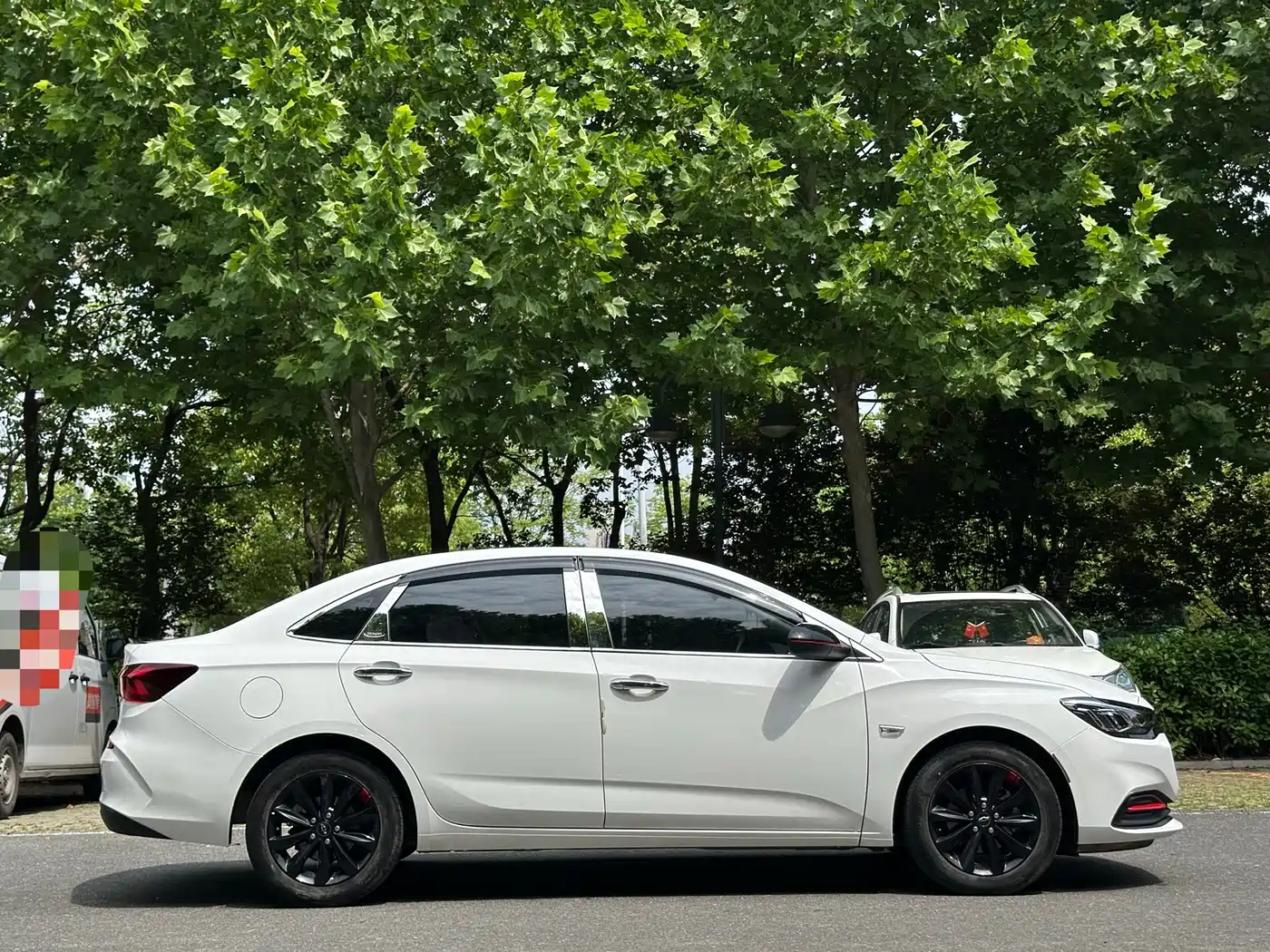 Chevrolet Monza 2019 Redline 320T DCT Joy Edition China VI фото 4