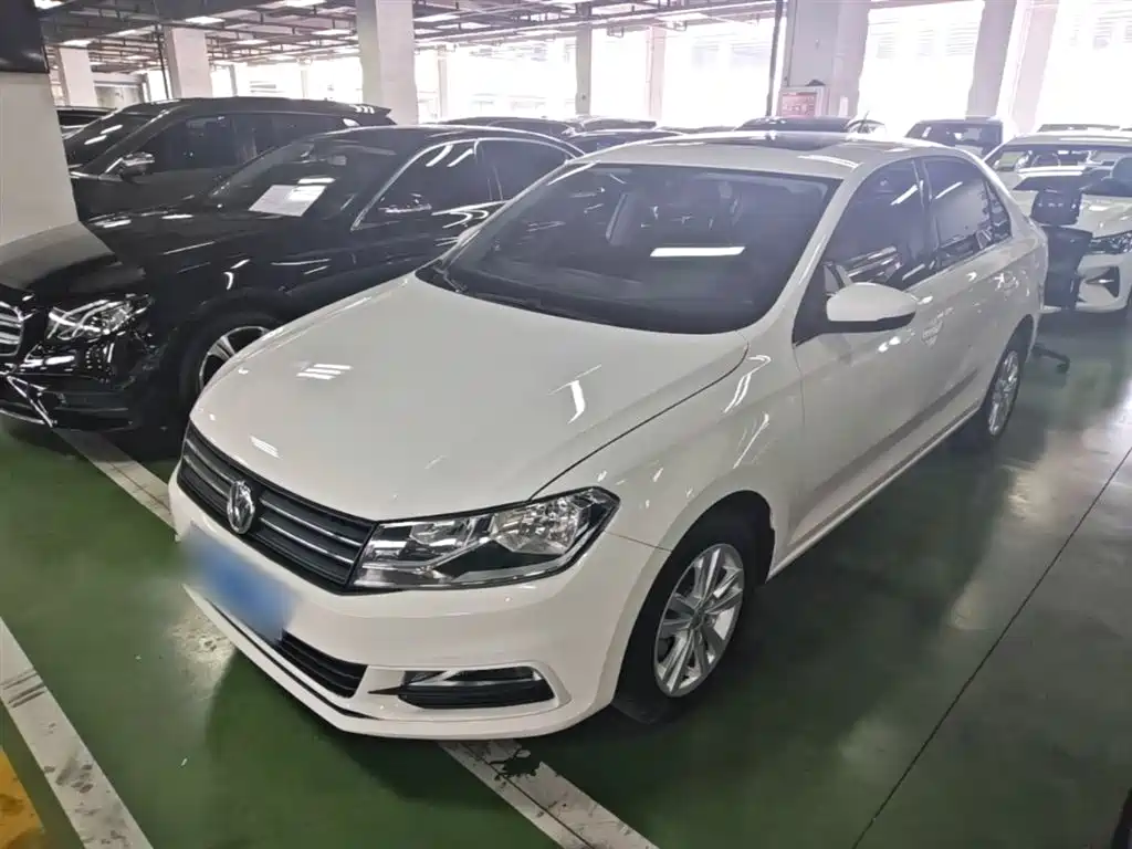 Volkswagen Santana 2016 1.6L Automatic Comfort Edition фото 2