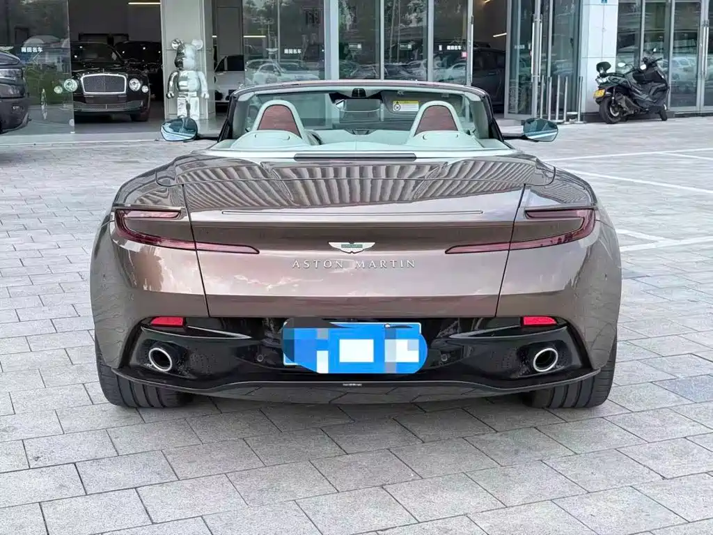 Aston Martin DB12 2025 2025 4.0T V8 Volante