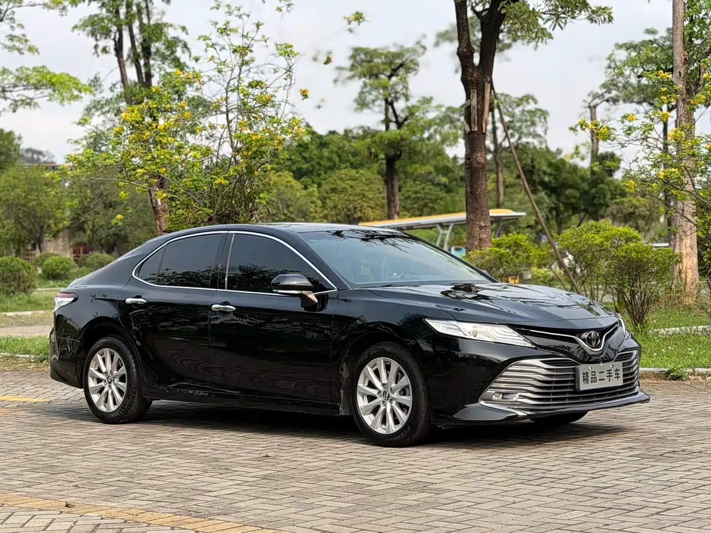 Toyota Camry 2018 2.0G Luxury Edition фото 3
