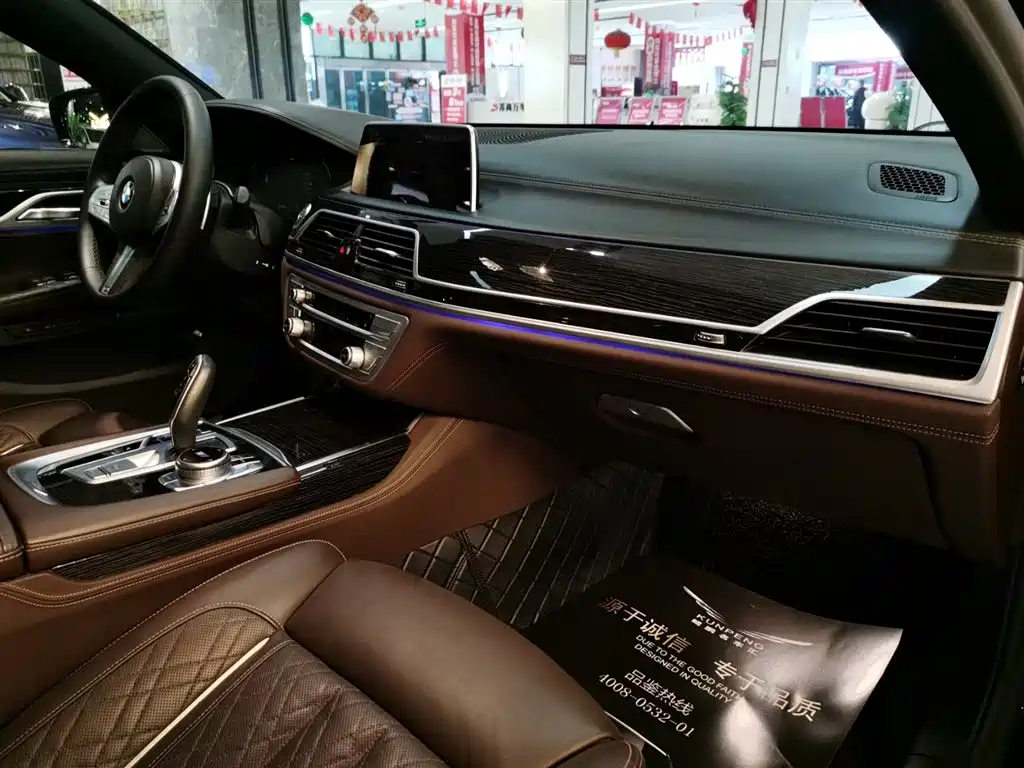 BMW 7 Series 2019 Facelift 740Li Leading M Sport Package фото 16