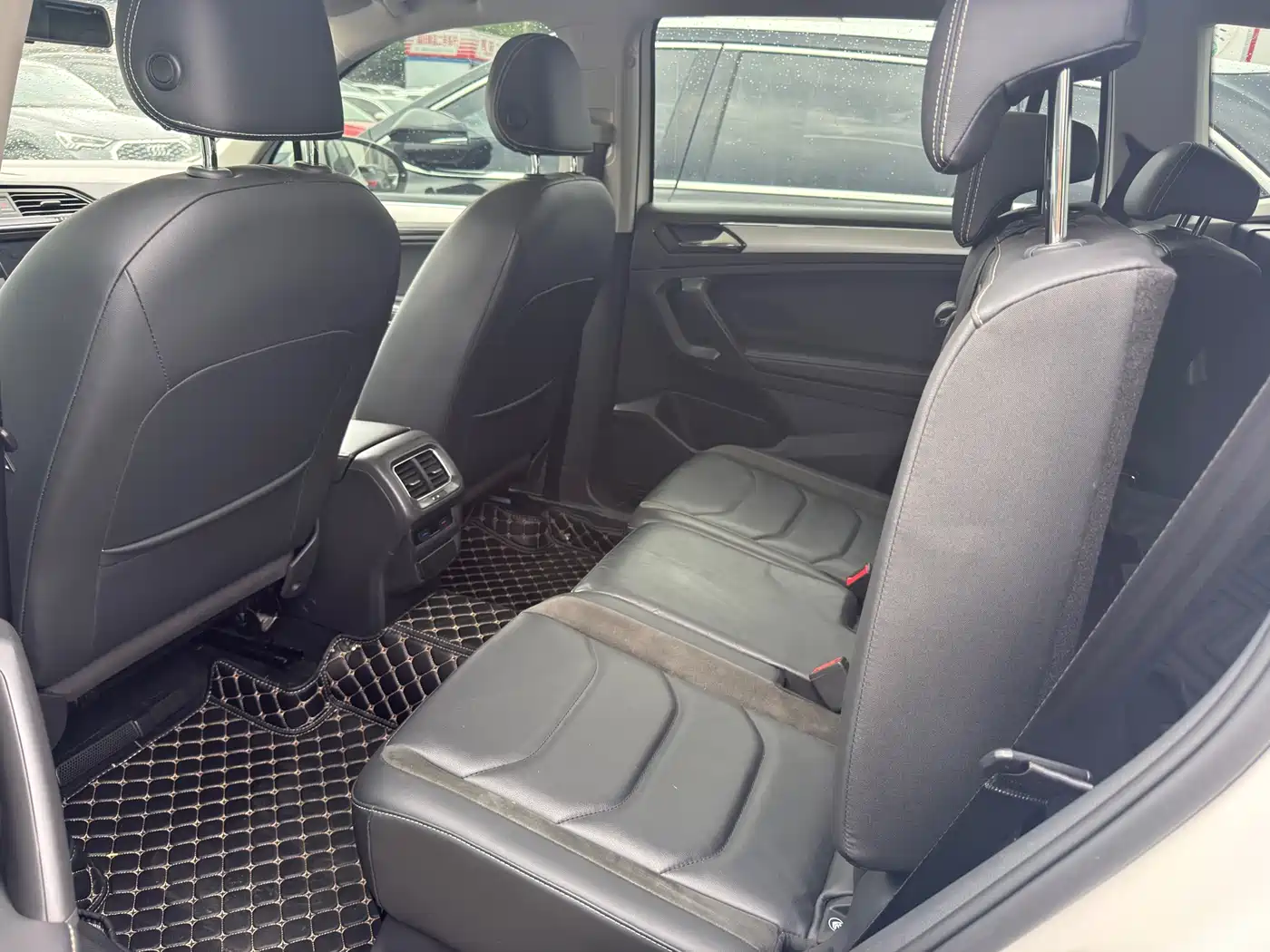 Volkswagen Tiguan L 2019 330TSI Automatic 2WD Smart Luxury Edition China VI фото 11