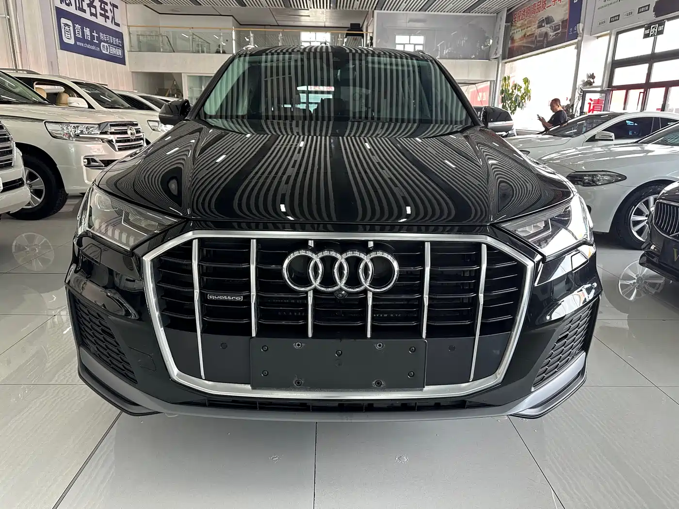 AUDI Q7