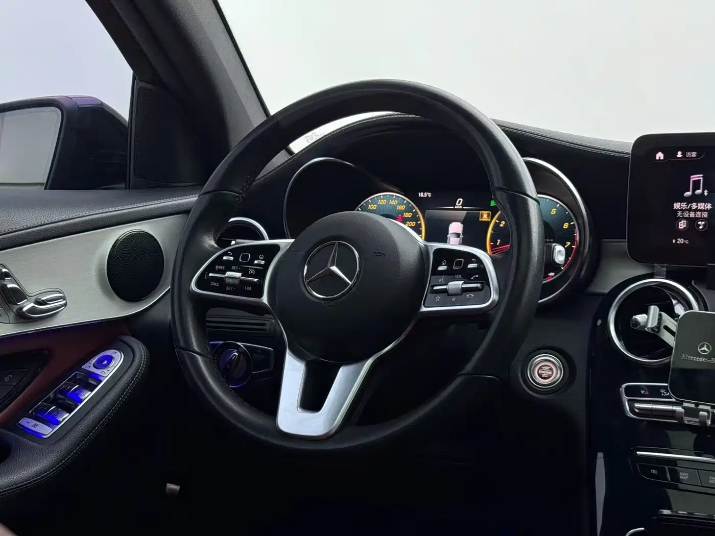 Mercedes-Benz GLC Coupe 2020 GLC 260 4MATIC Coupe SUV фото 6