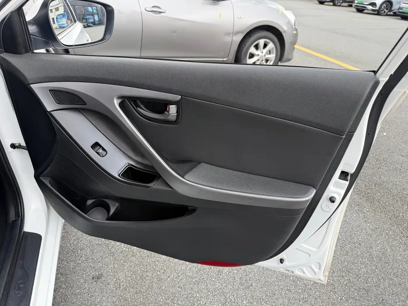 Hyundai Langdong 2016 1.6L Automatic Smart Edition фото 13