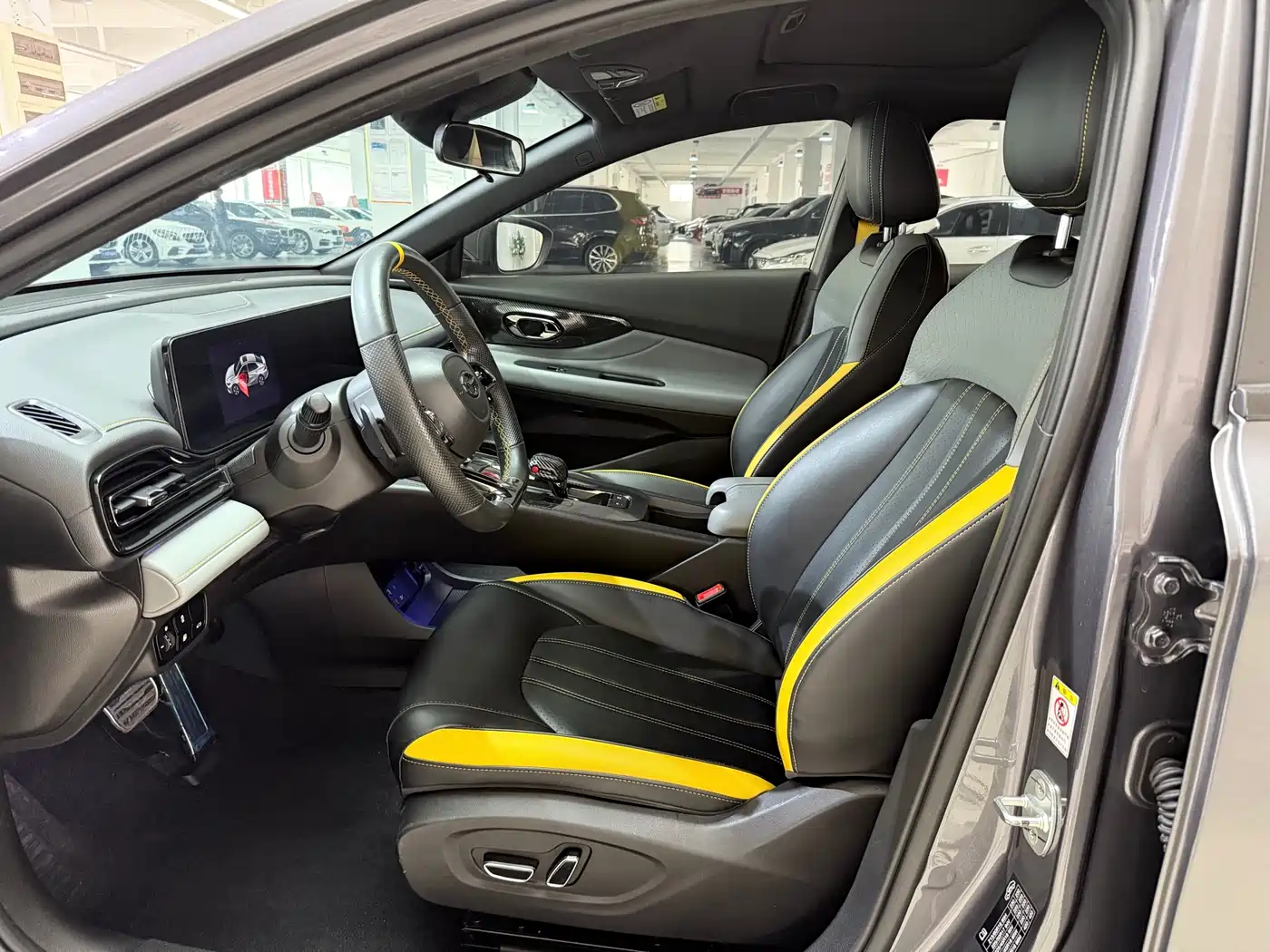 GAC Trumpchi Trumpchi Emkoo 2021 270T DCT J15 Edition фото 9