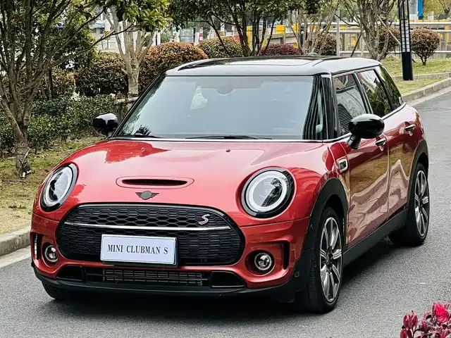 MINI CLUBMAN