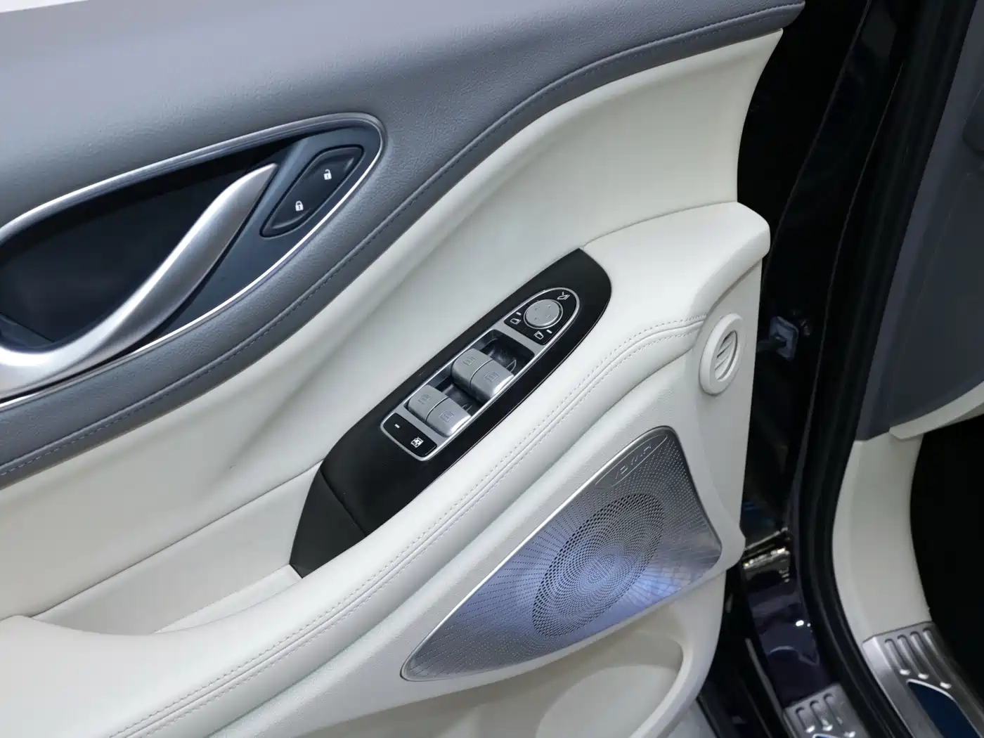 Voyah Auto Voyah Dreamer 2026 2025 PHEV AWD Flagship Qian Kun Edition